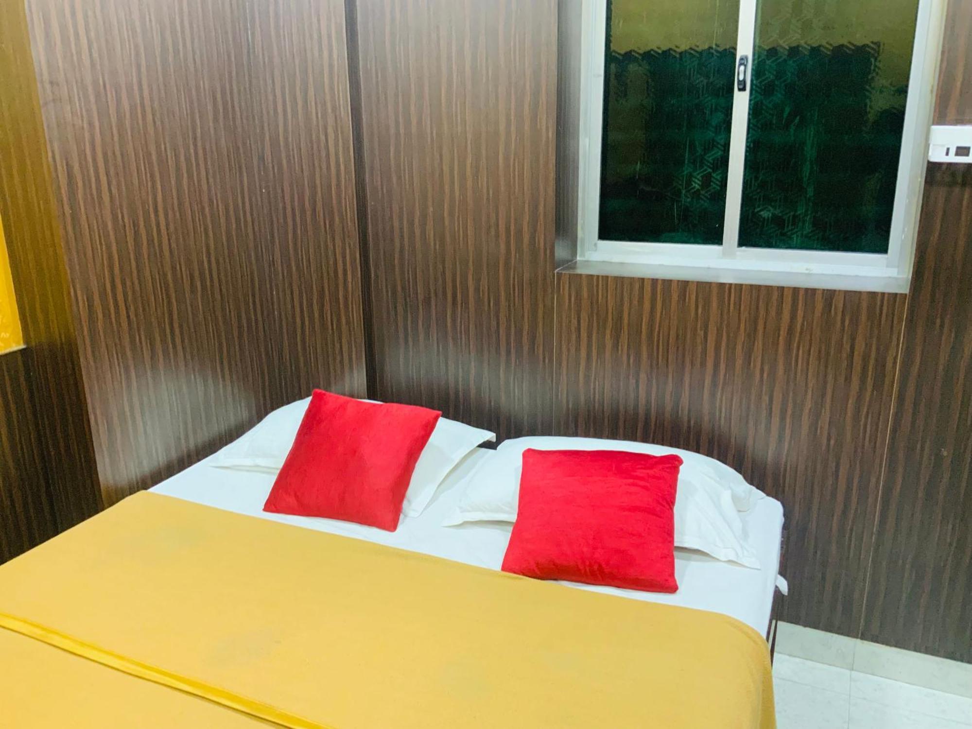 Gsr Residency Hotel Kanchipuram Exterior photo